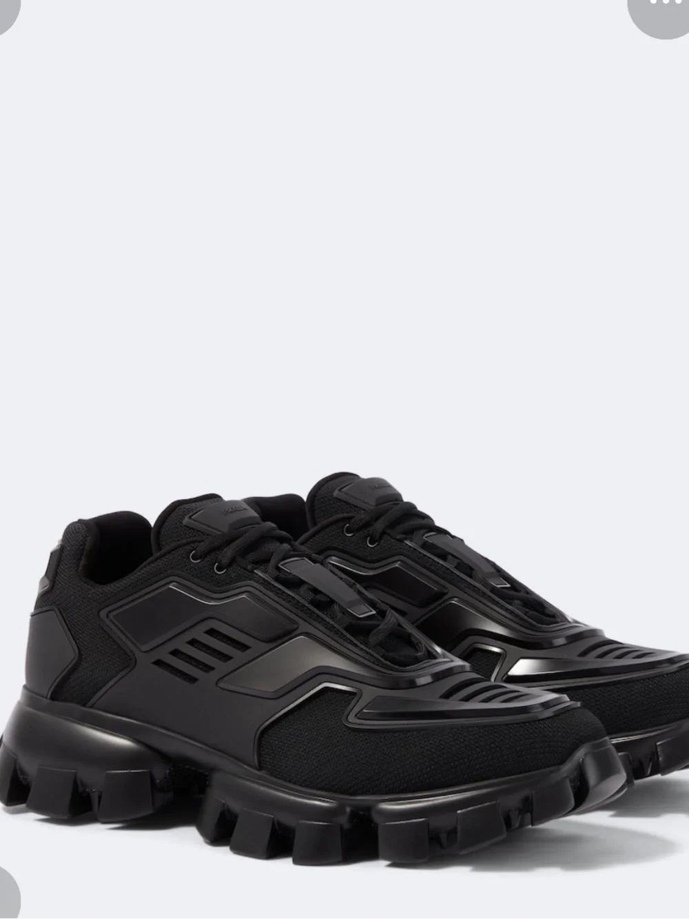 Men's All-Black Chunky Athletic Sneakers